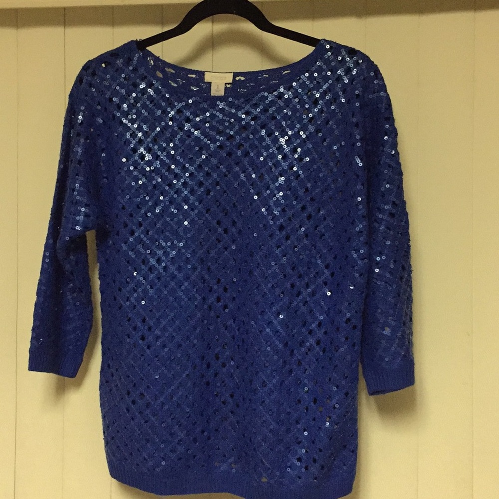 ( Any 3 $6 items for $15) CHICO'S BLUE SEQUINS SWEATER